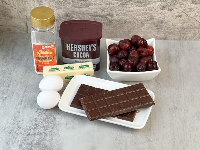 Image of ingredients of Chocolate cake with cherries
