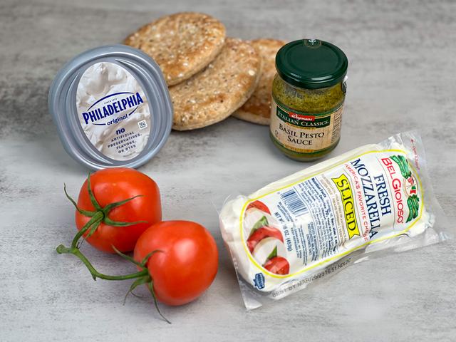 Image of ingredients of Morning caprese style sandwich